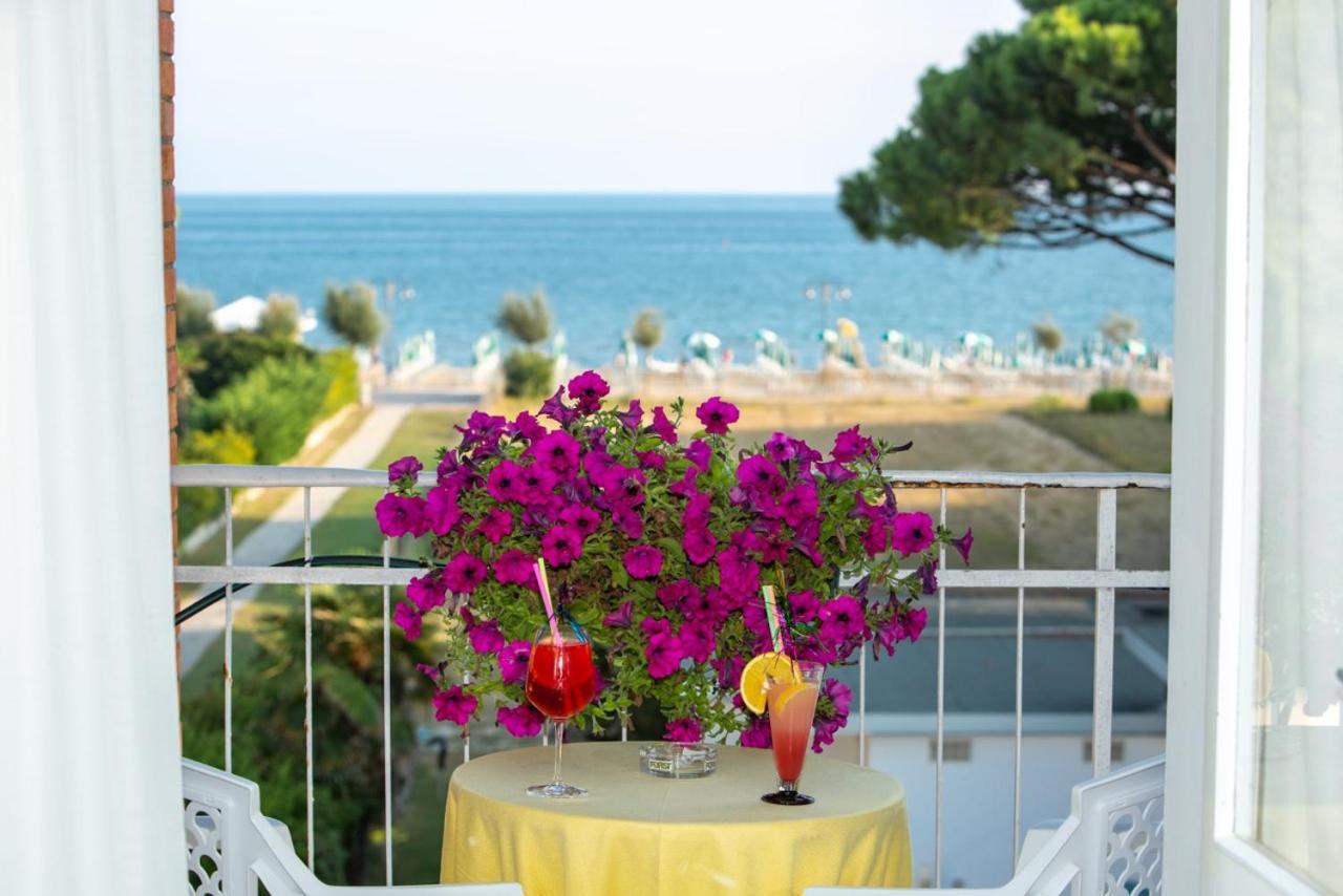 Palm Hotel 3*